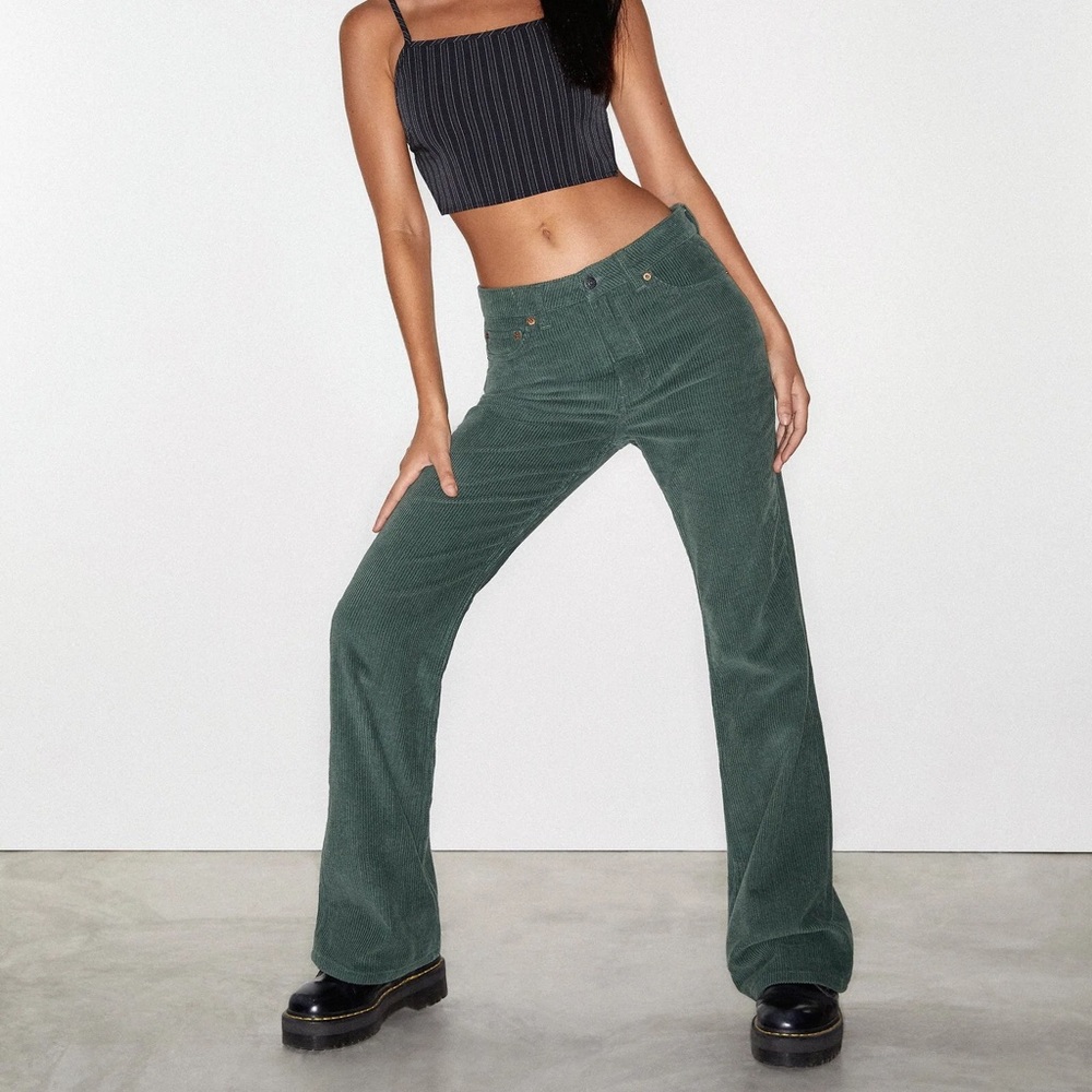 MOTEL X OLIVIA NEILL Bootleg Jeans in Cord Green M/31L